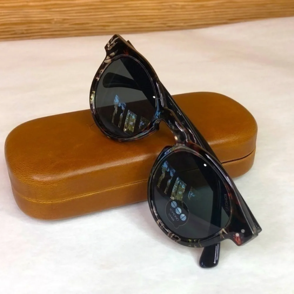 KOMONO Clement Fern Sunglasses NEWround floral